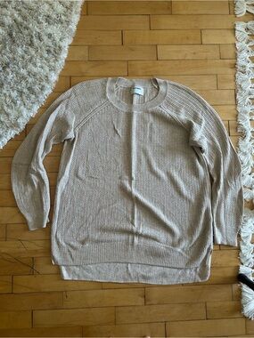 Old Navy Beige Waffle Knit Crew Sweater